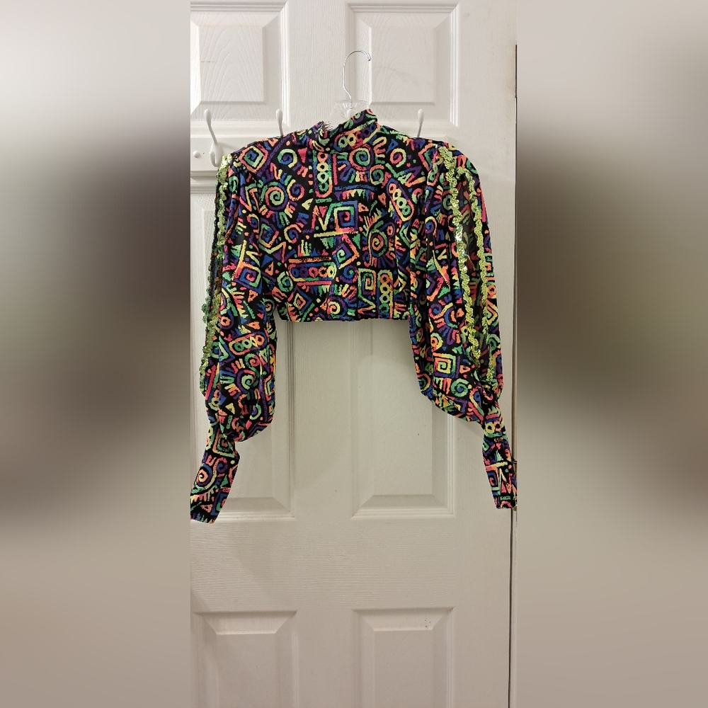 Geometric Multicolor Crop Top, size M, long sleeves, mock turtleneck, slit sides